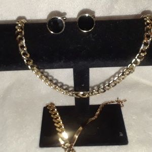 Men's assorted gold plated jewelry